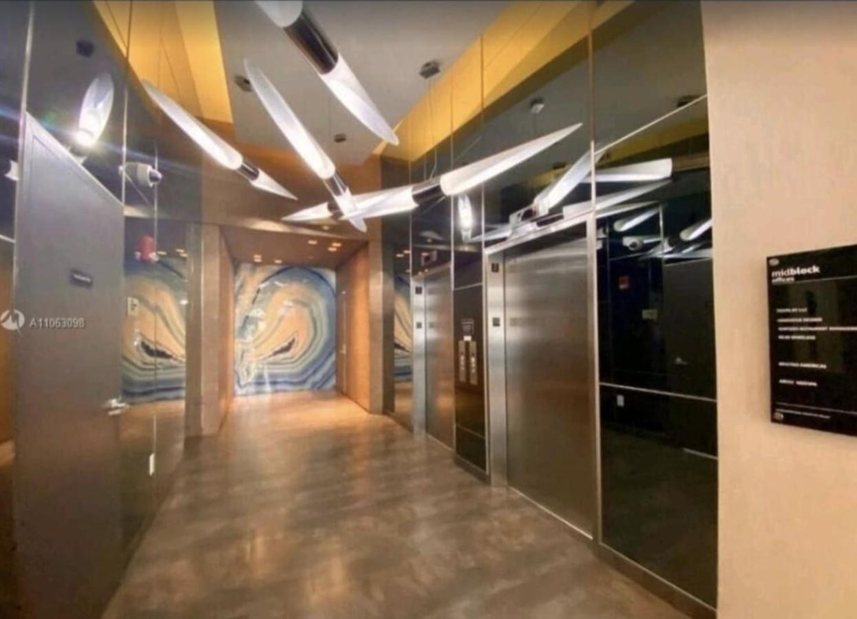 Spacious 2Bd 2Bth At Midblock 마이애미 외부 사진