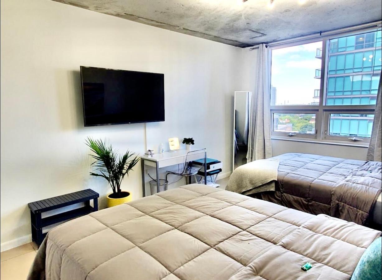 Spacious 2Bd 2Bth At Midblock 마이애미 외부 사진