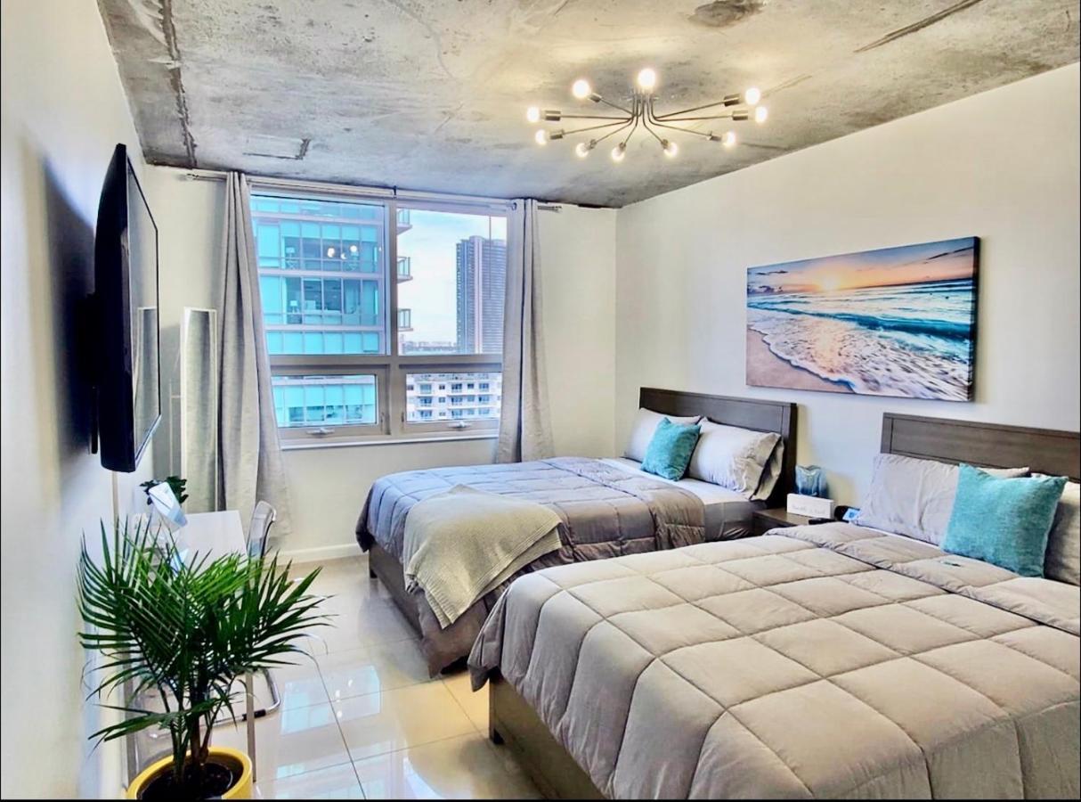 Spacious 2Bd 2Bth At Midblock 마이애미 외부 사진